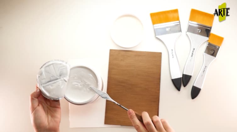 Aprende cómo hacer gesso casero para pintar al óleo